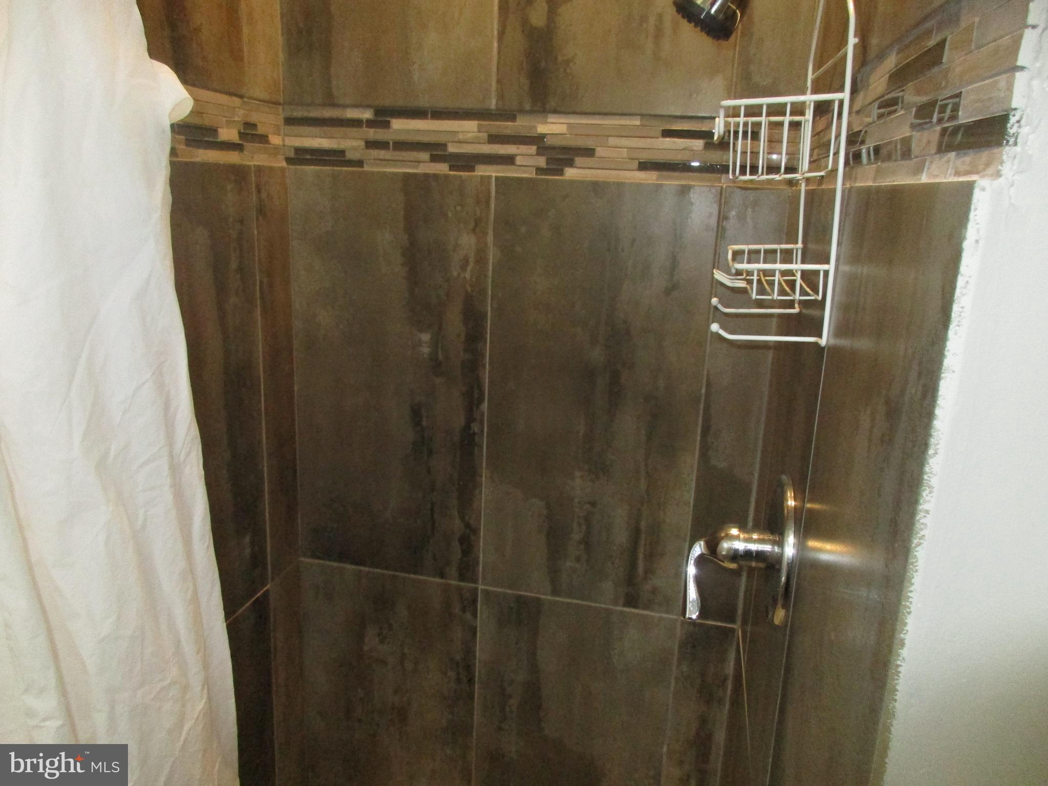 UPPER PARK HEIGHTS - Residential Lease