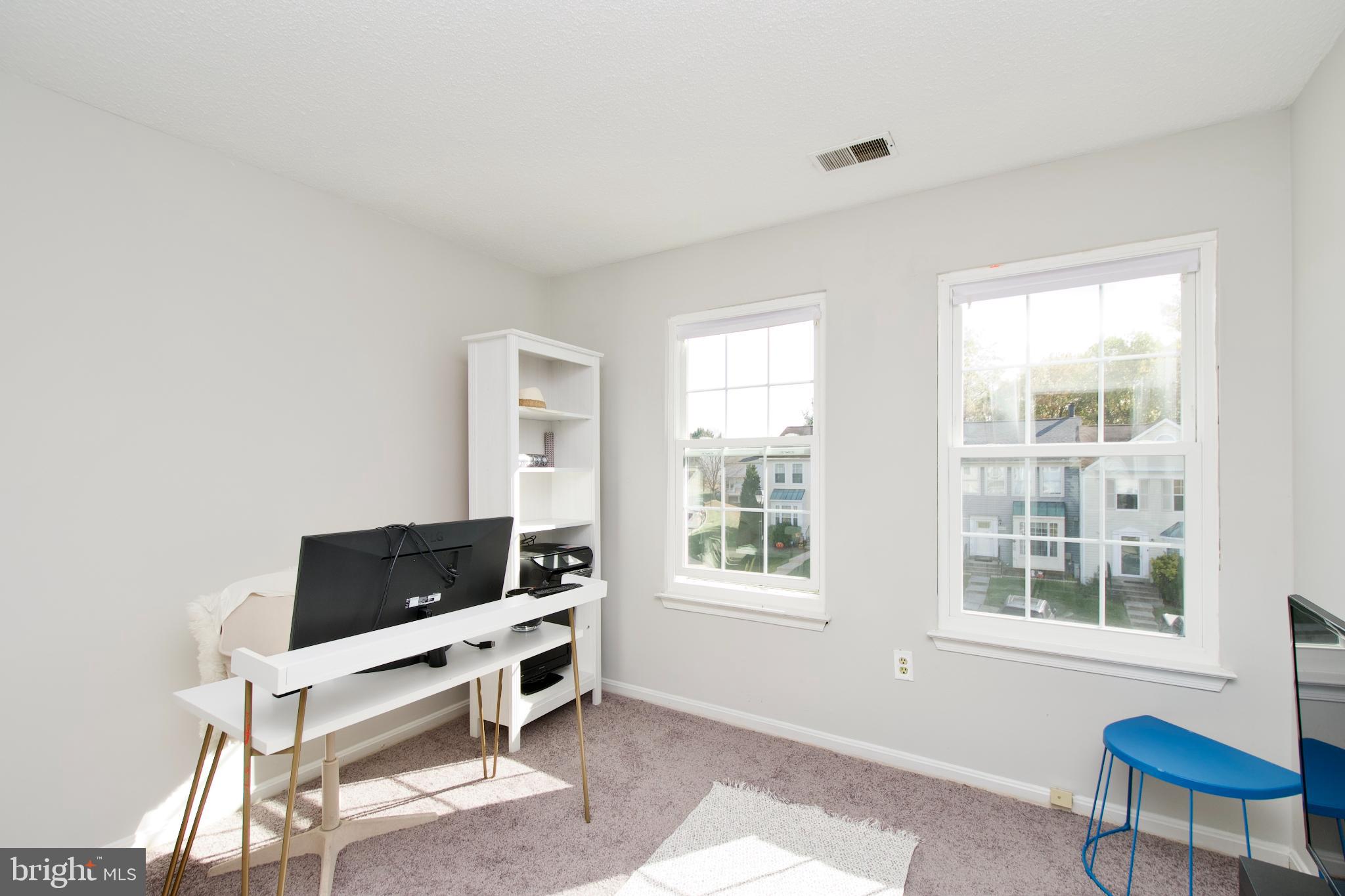 VALLEY STREAM ESTATES - Residential