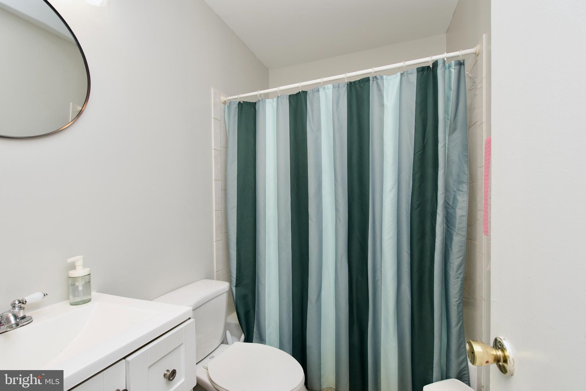 VALLEY STREAM ESTATES - Residential