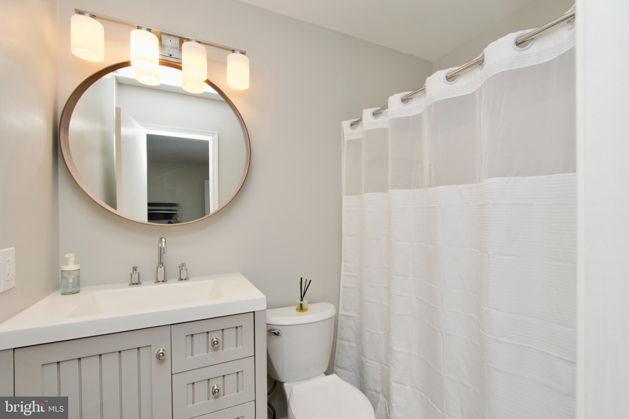 VALLEY STREAM ESTATES - Residential