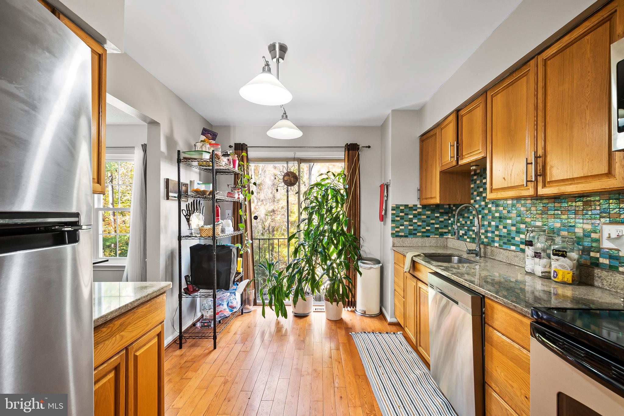 VALLEY STREAM ESTATES - Residential