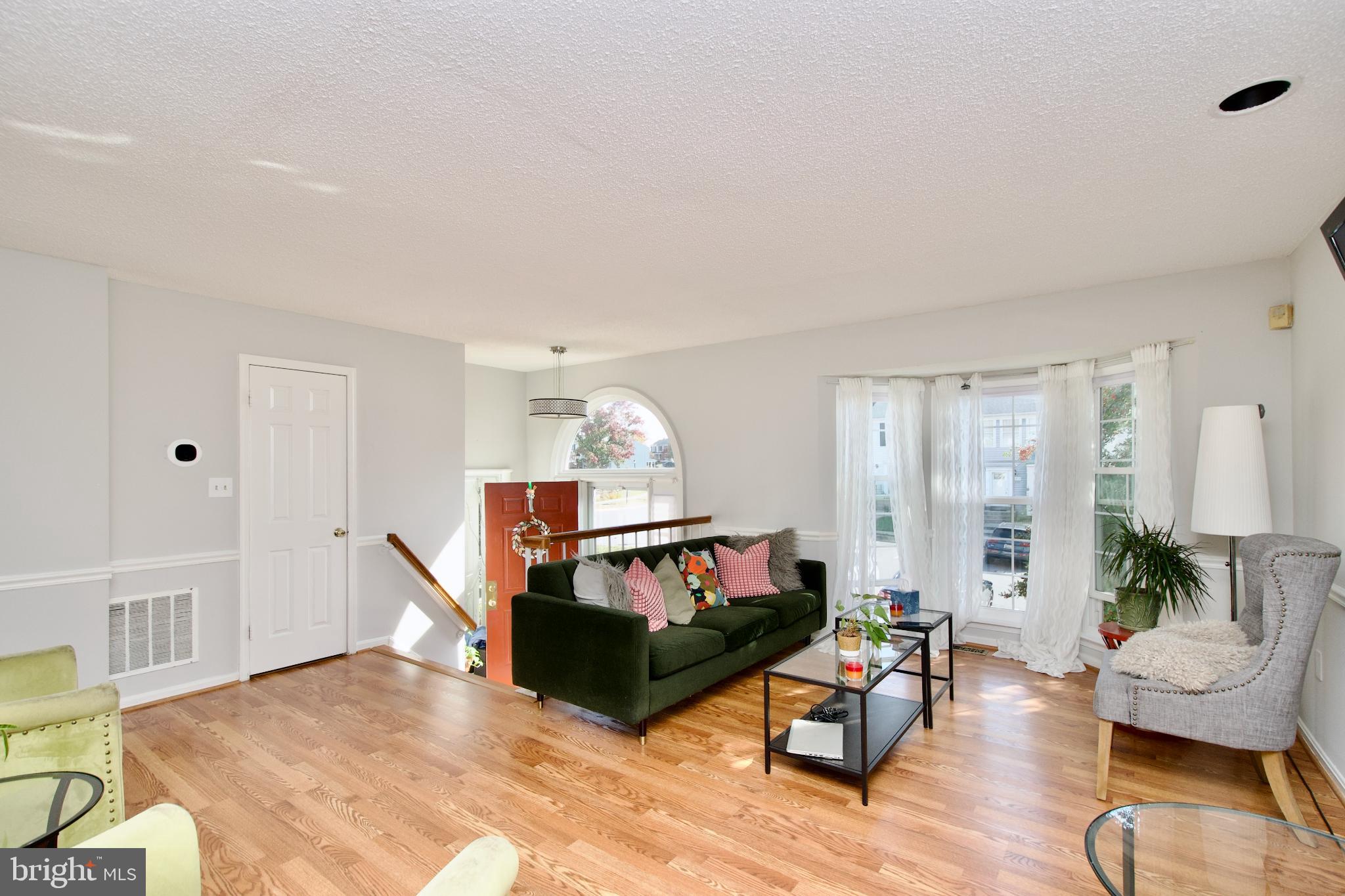 VALLEY STREAM ESTATES - Residential