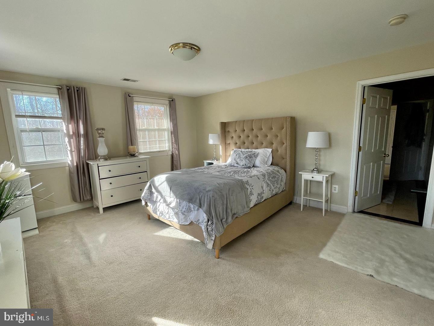 12530 POPES HEAD ROAD