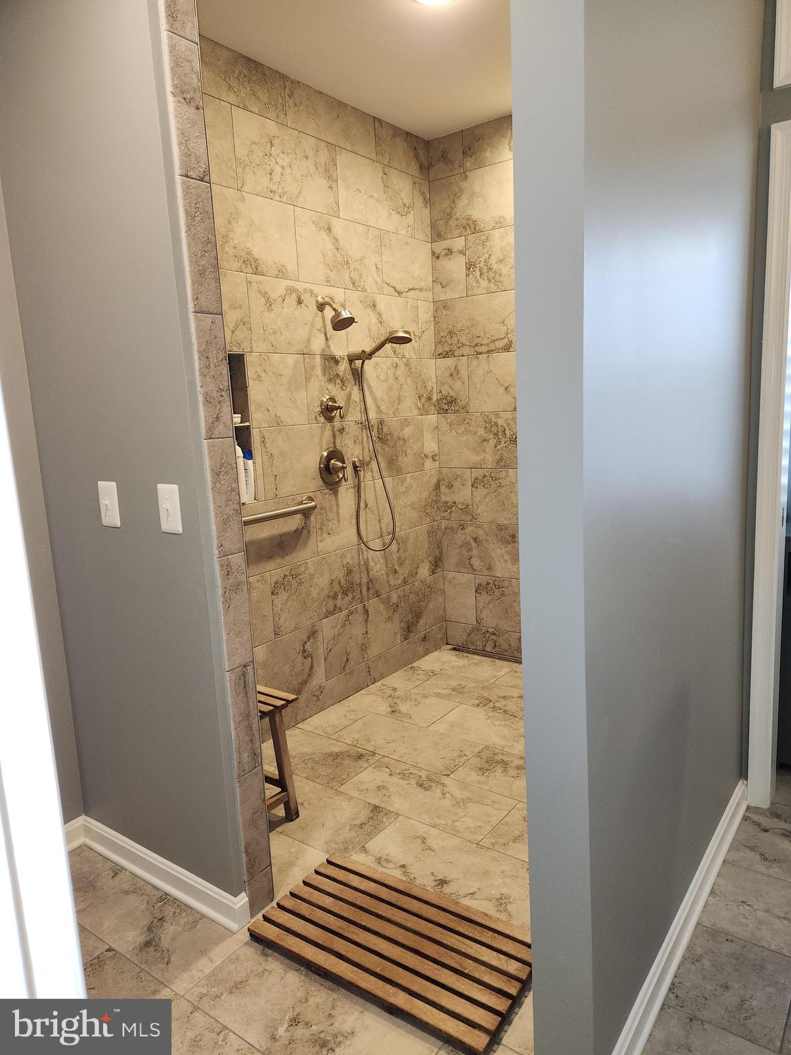 EASTON CLUB EAST - Residential