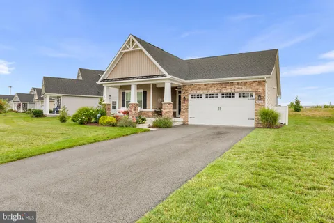 28472 Reef Drive, Selbyville, DE MLS: DESU2085116