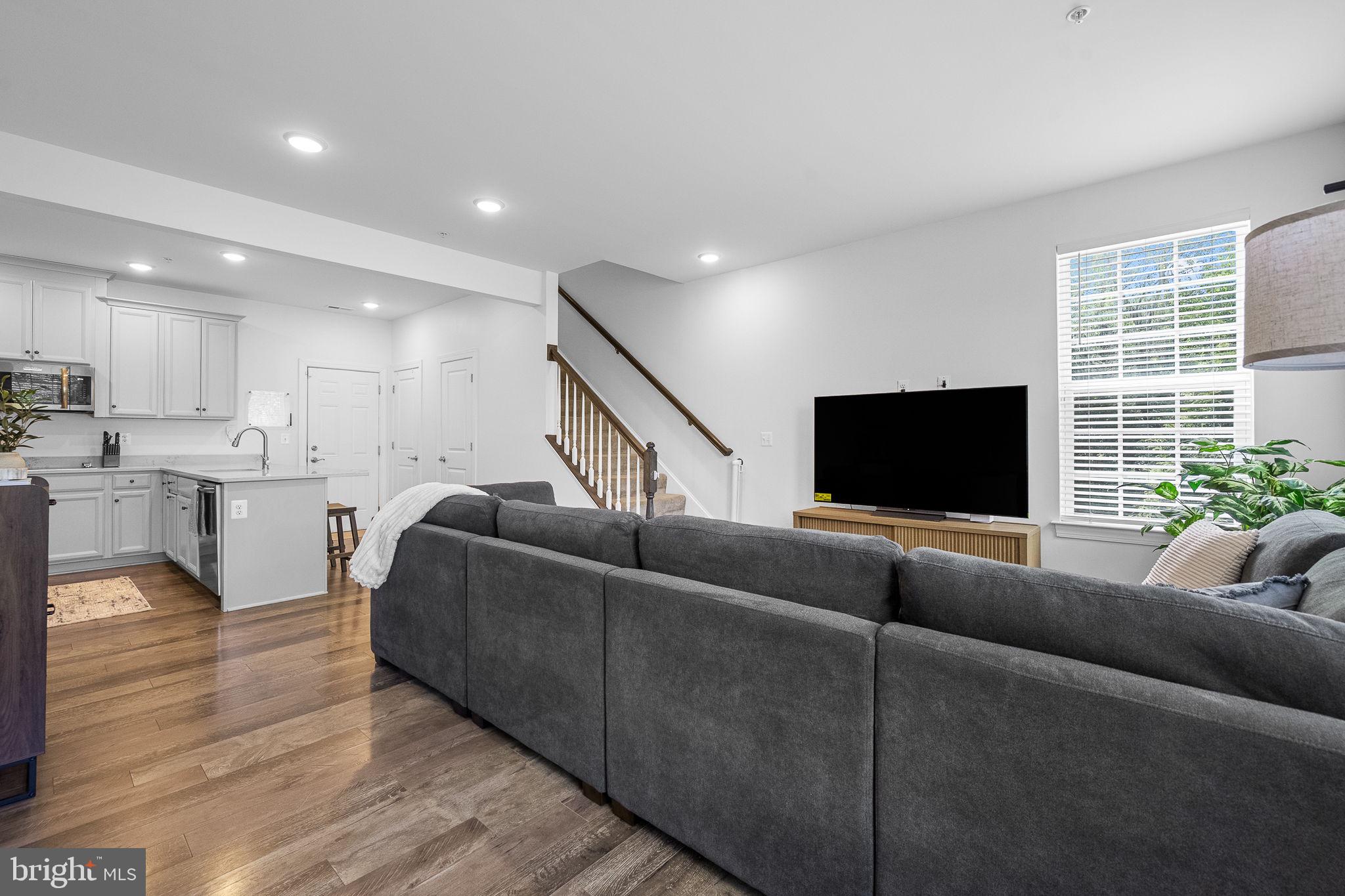 HEATHCOTE COMMONS CONDOMINIUMS - Residential