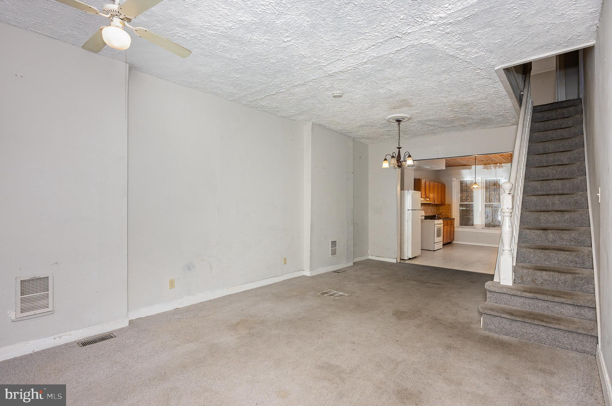 BROADWAY EAST - Residential