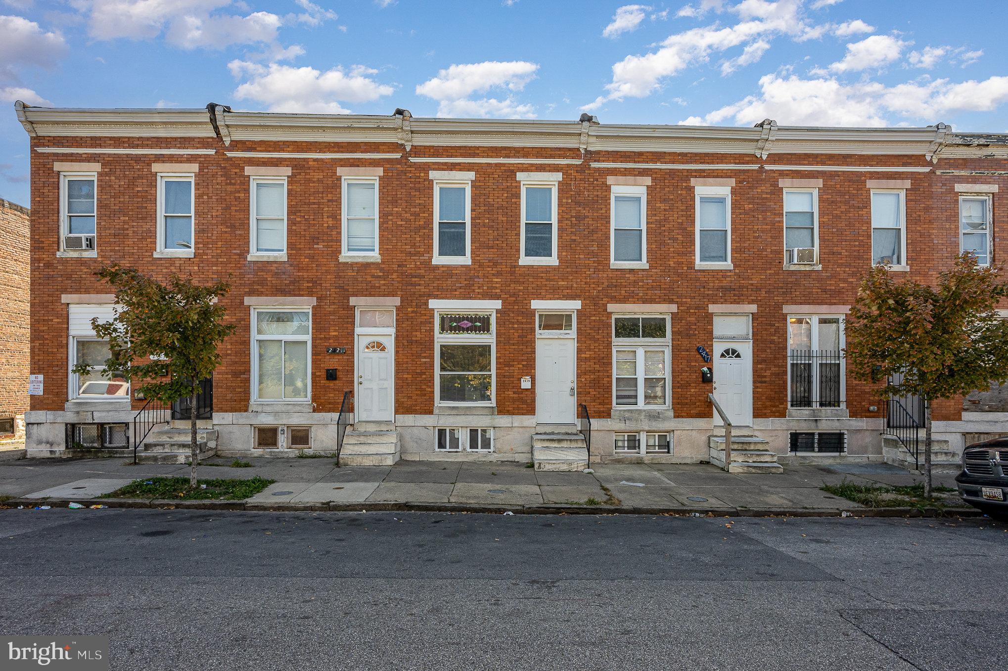 BROADWAY EAST - Residential