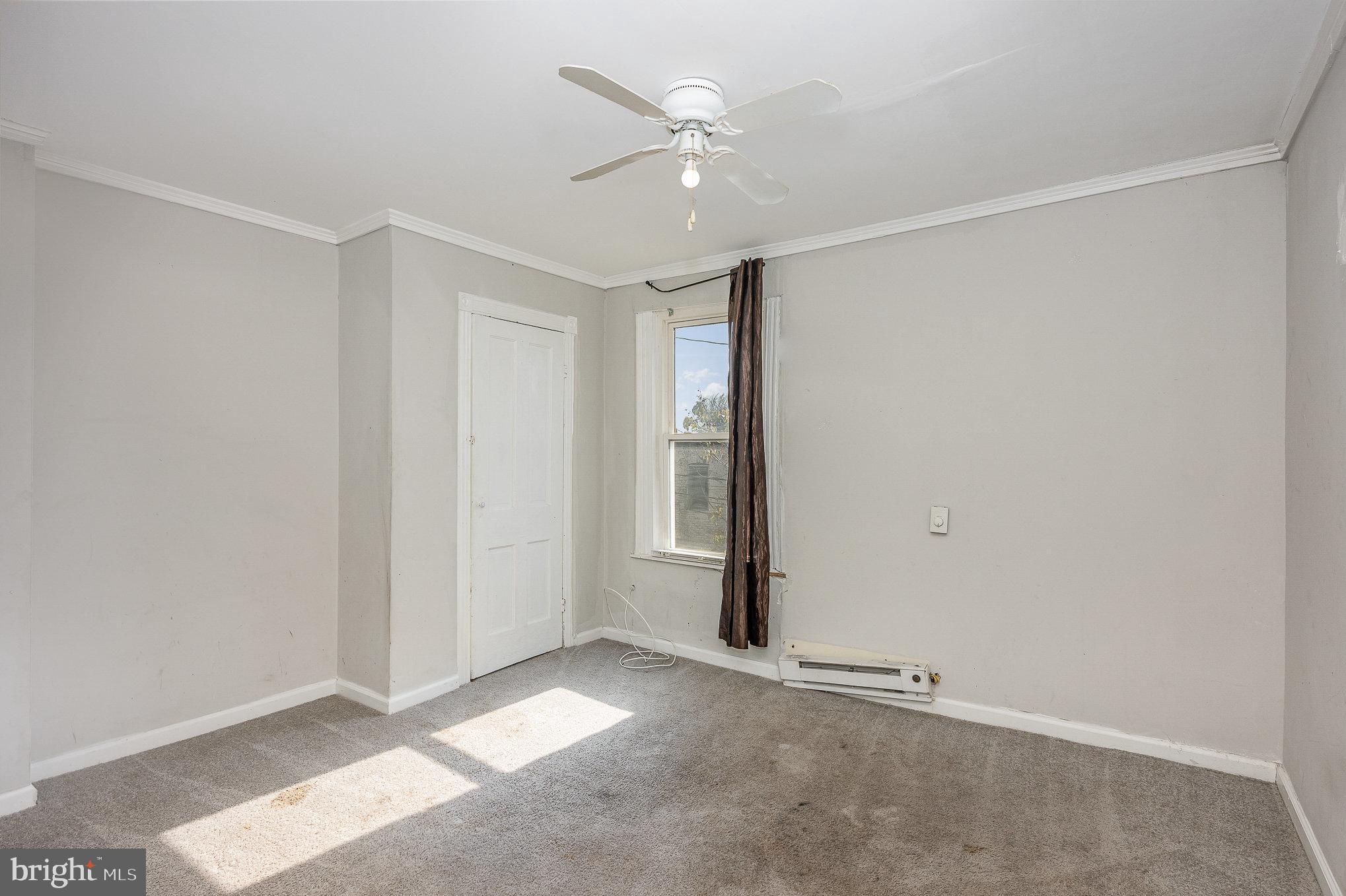 BROADWAY EAST - Residential