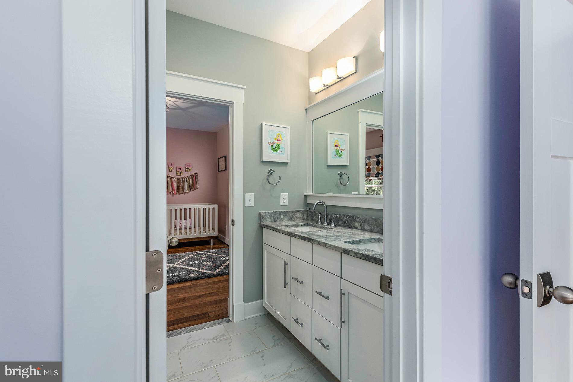 WEST VIENNA WOODS - Residential