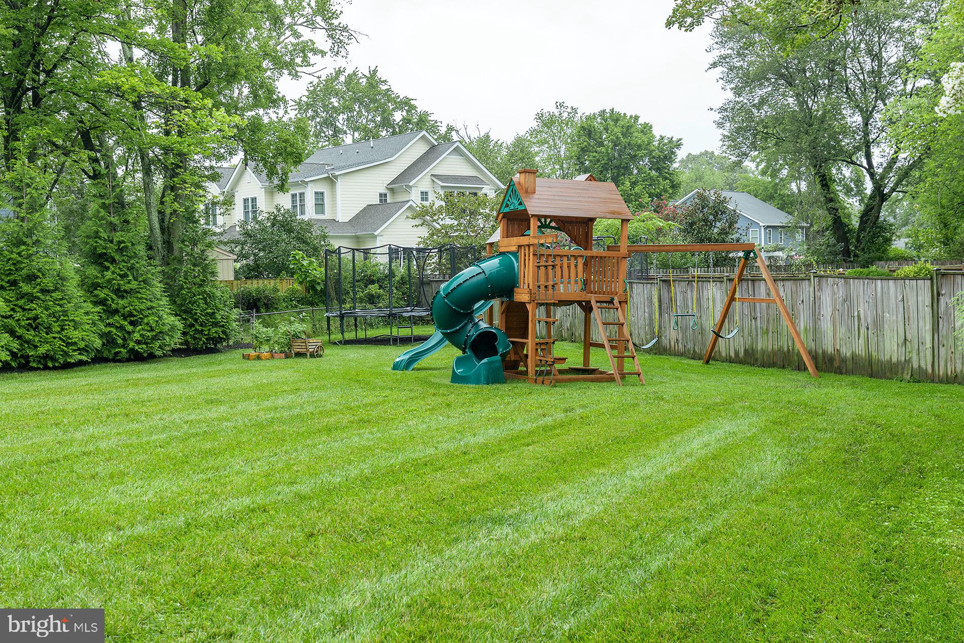 WEST VIENNA WOODS - Residential