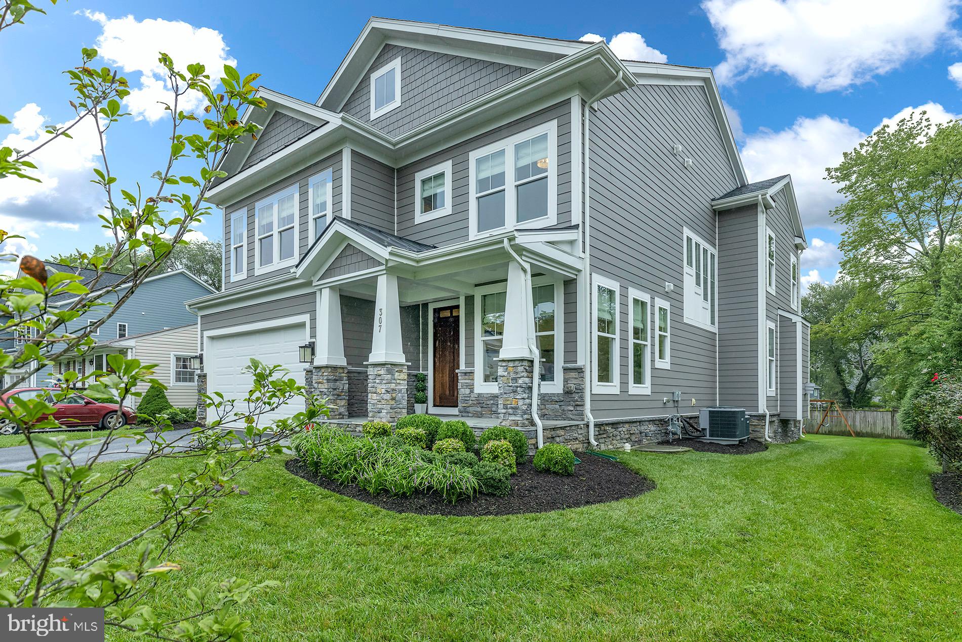 WEST VIENNA WOODS - Residential