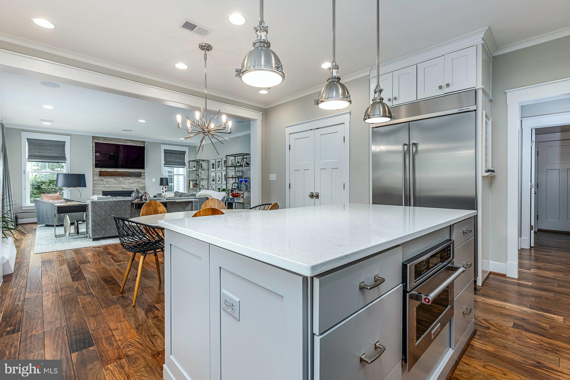 WEST VIENNA WOODS - Residential