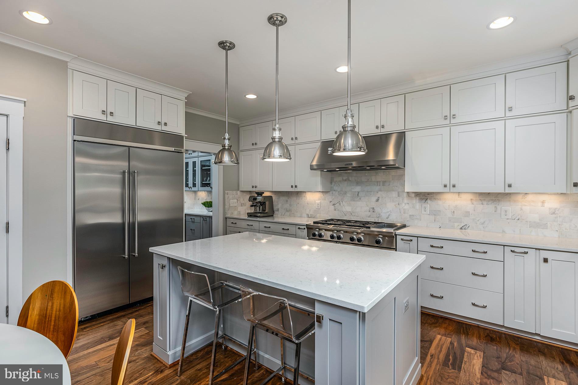 WEST VIENNA WOODS - Residential