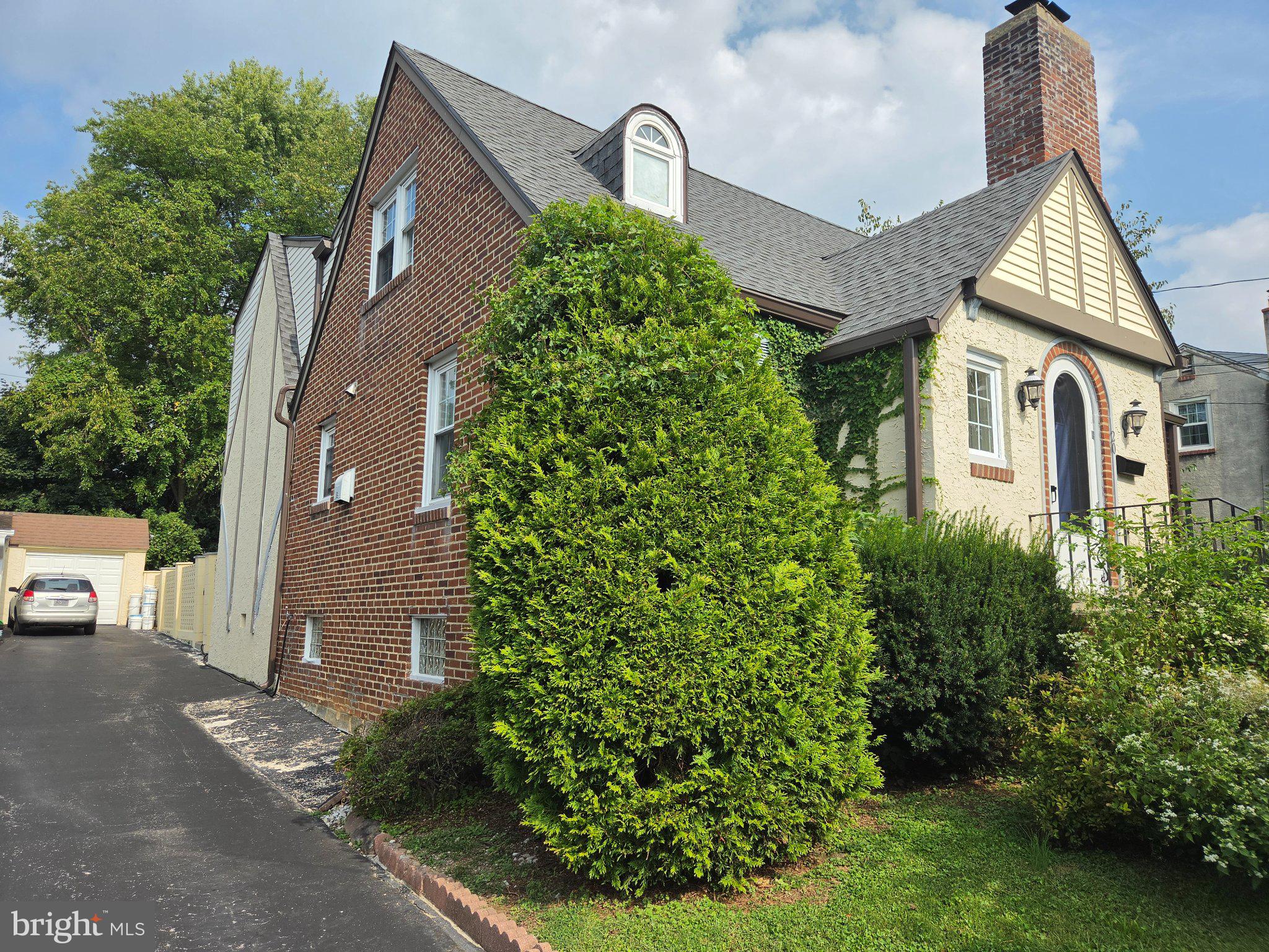 20 DAVIS AVENUE