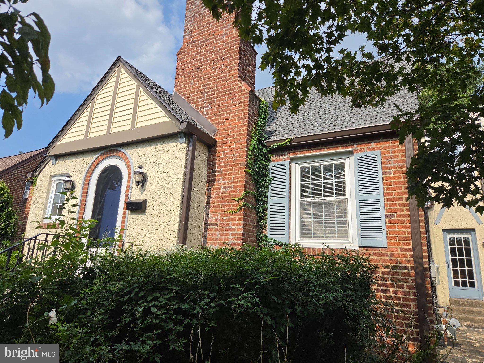 20 DAVIS AVENUE