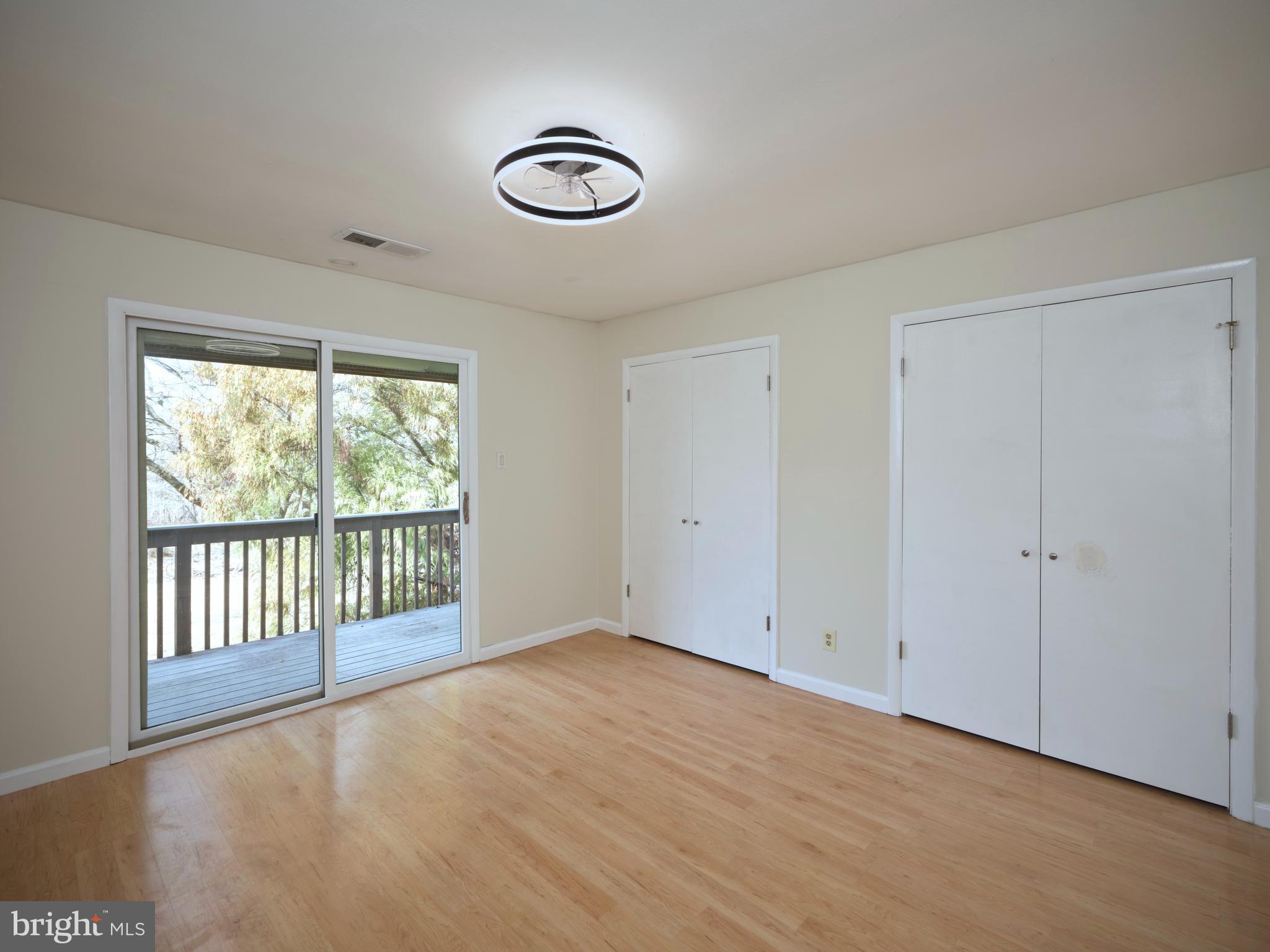 VILLAGE II - Residential Lease