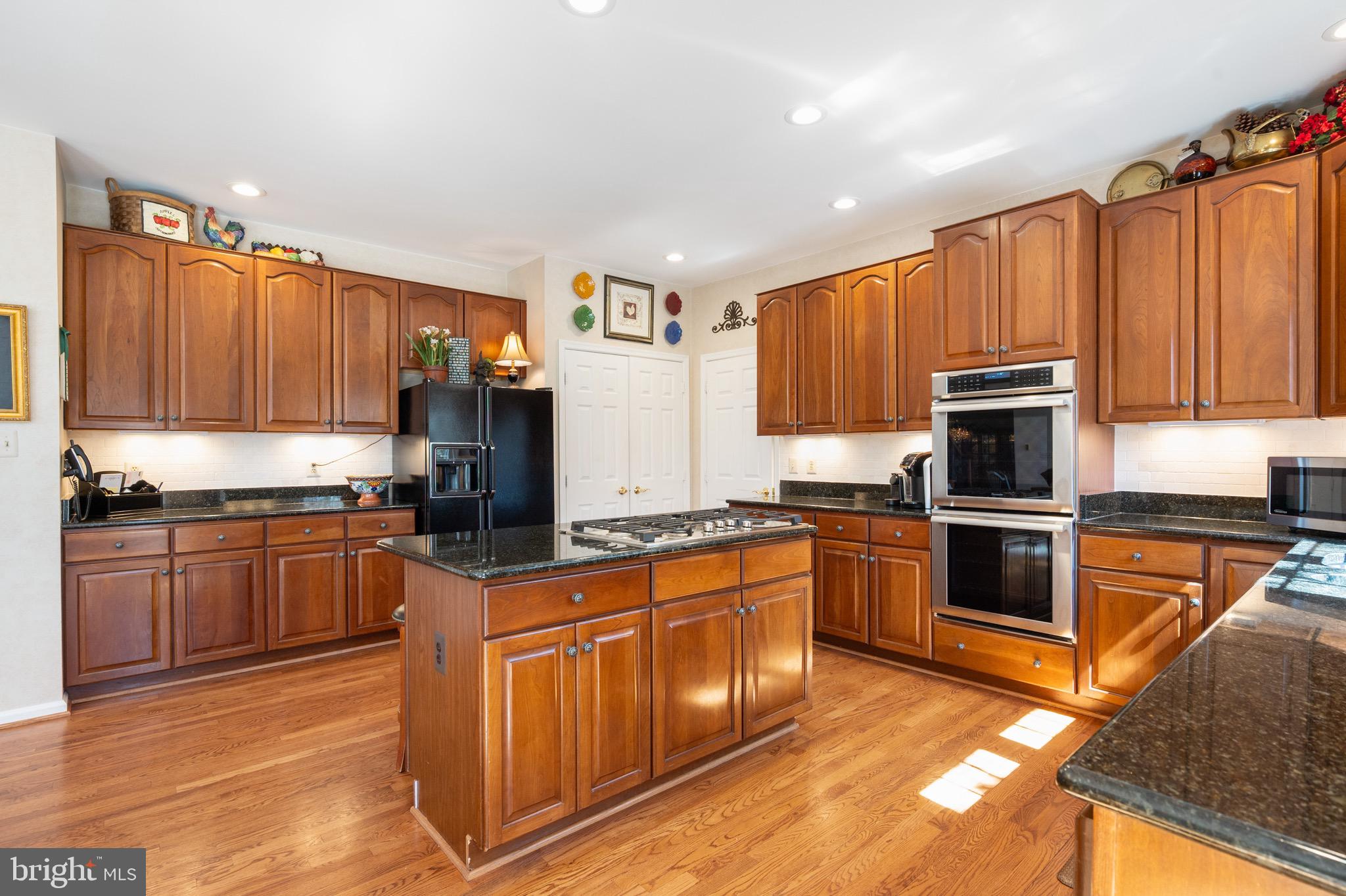 BARRINGTON OAKS - Residential Lease