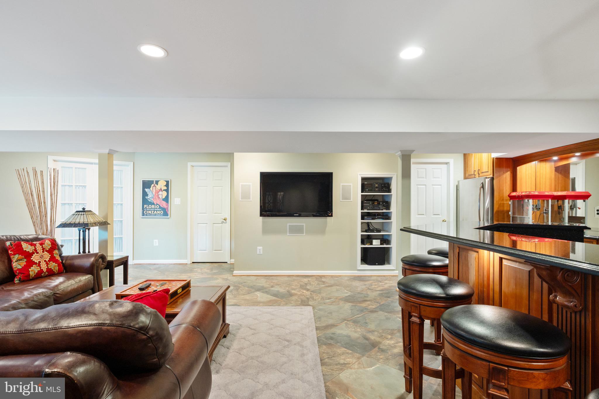 BARRINGTON OAKS - Residential Lease