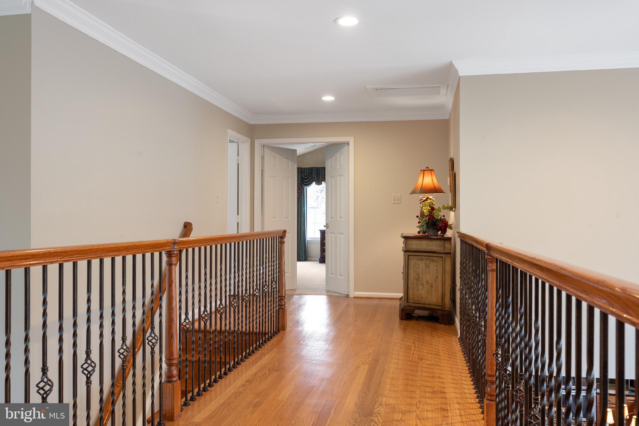 BARRINGTON OAKS - Residential Lease