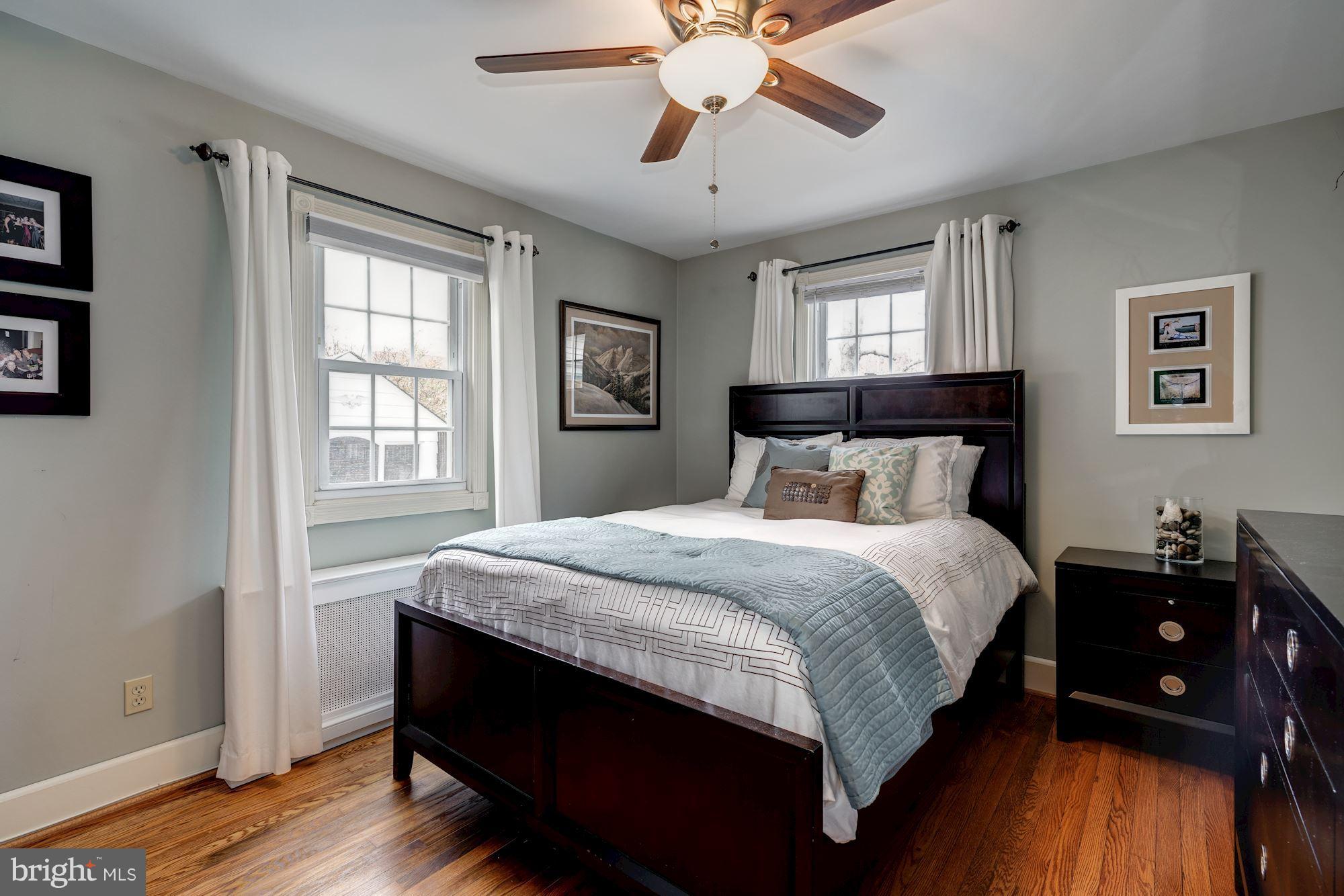 LYONHURST - Residential