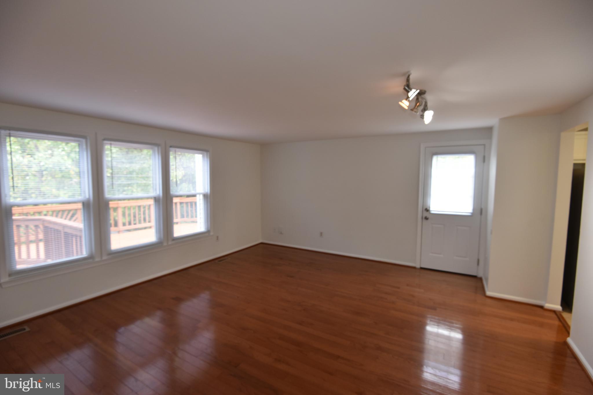 COUNTRYSIDE - Residential Lease