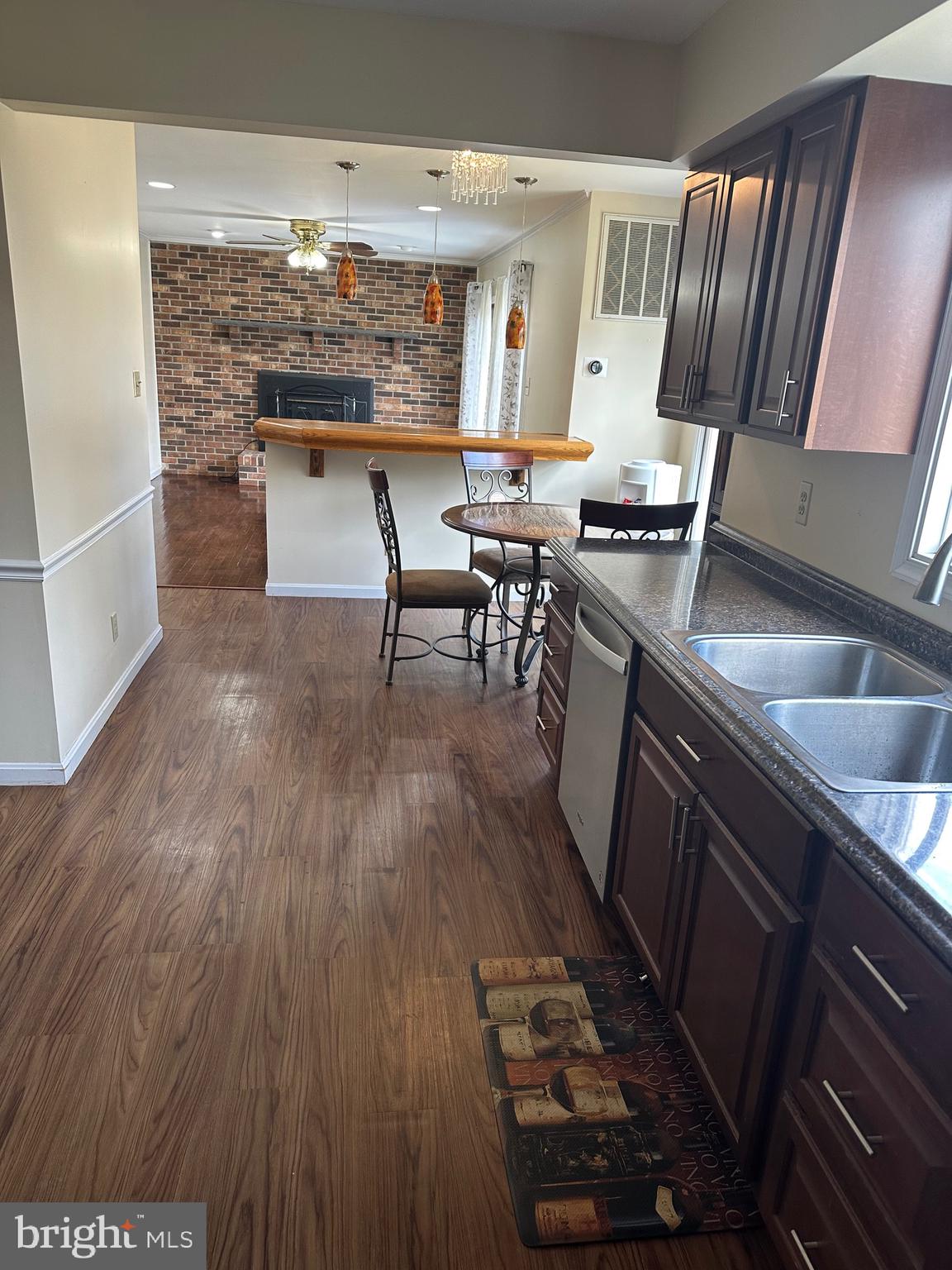 COUNTRYSIDE - Residential Lease