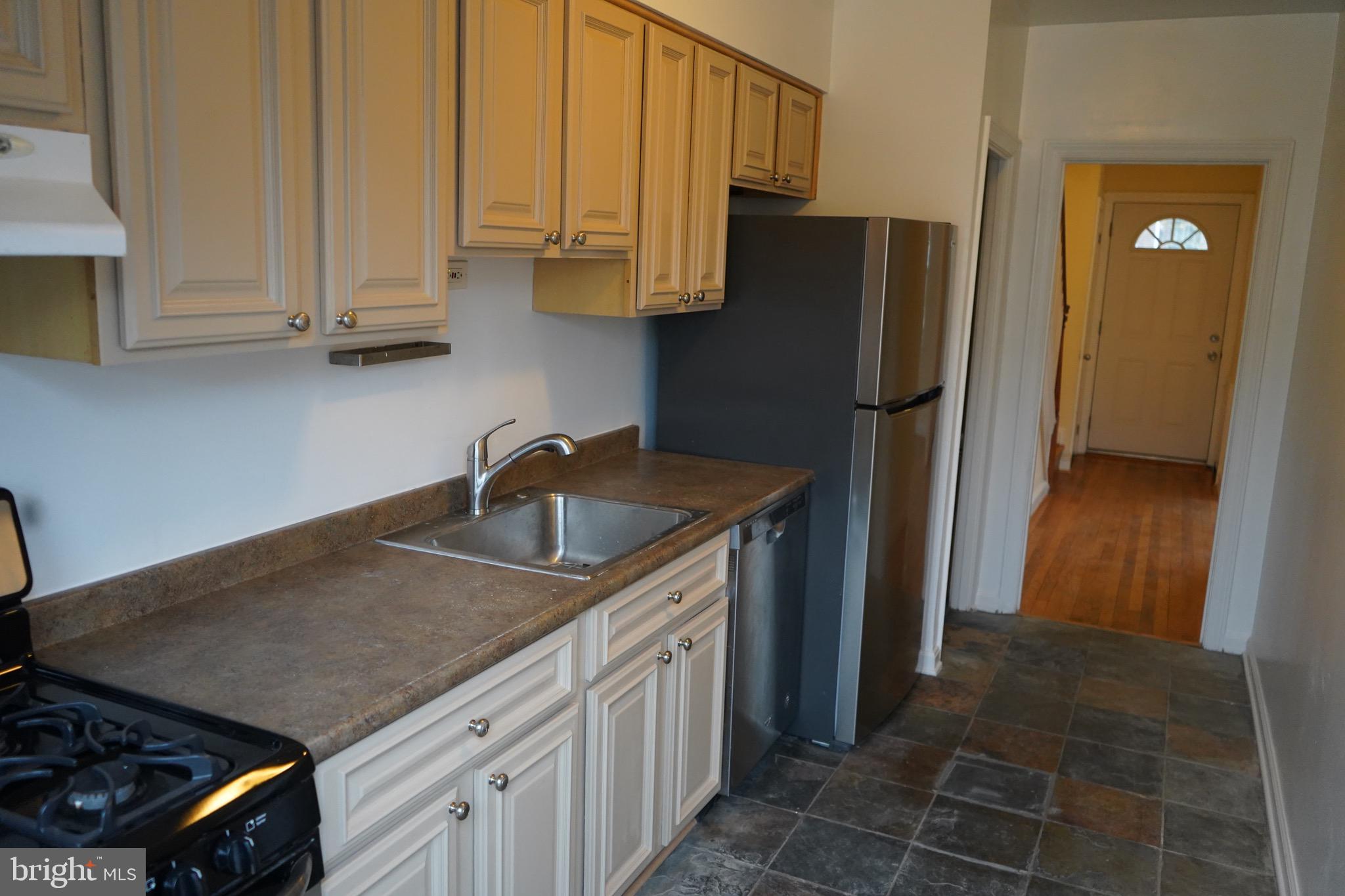 EDNOR GARDENS HISTORIC DISTRICT - Residential Lease