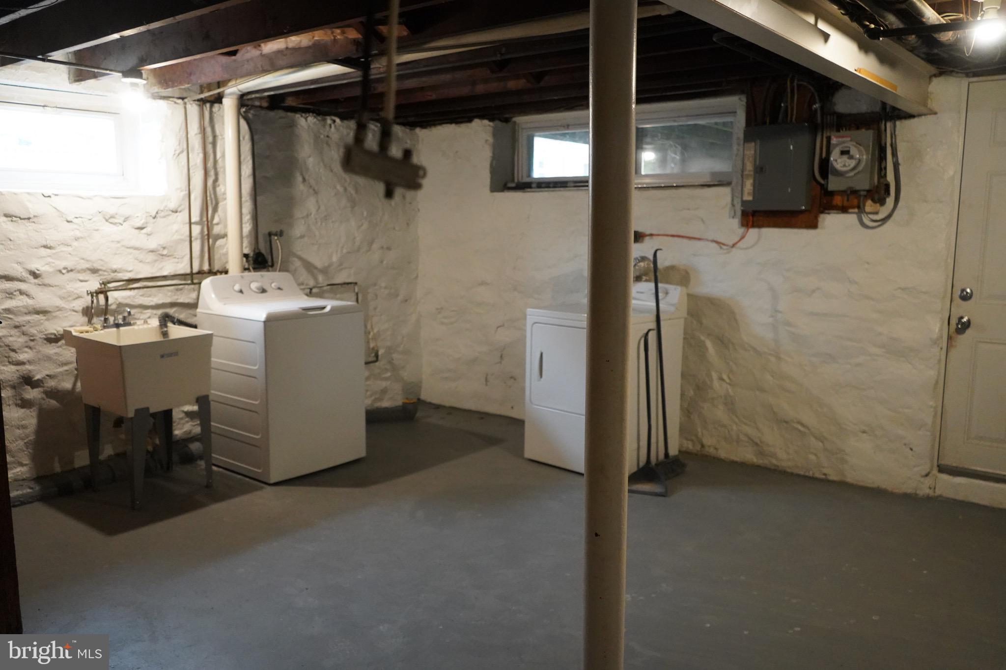 EDNOR GARDENS HISTORIC DISTRICT - Residential Lease