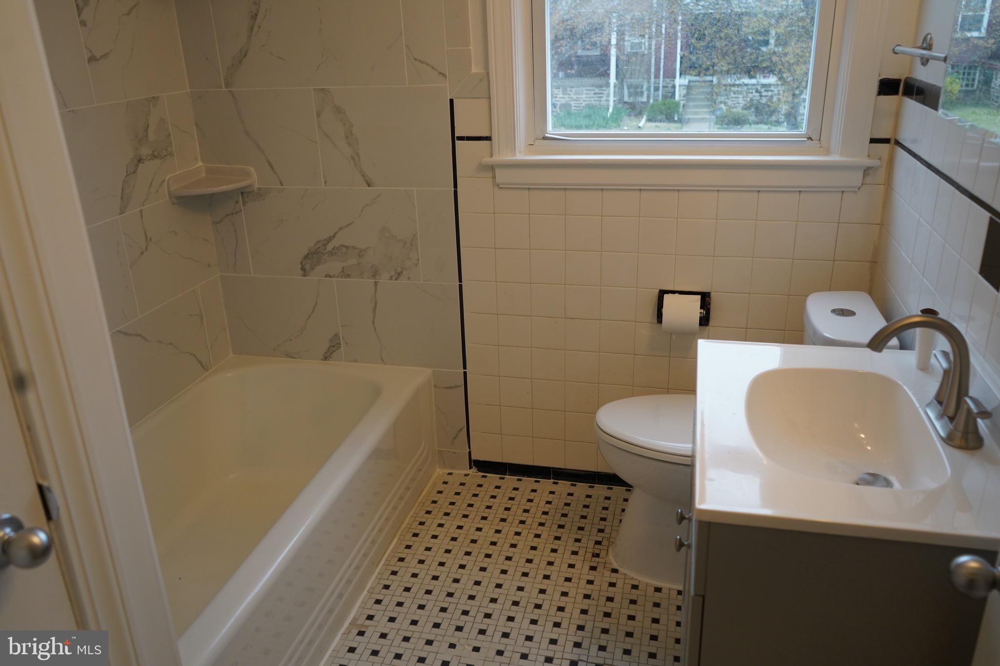 EDNOR GARDENS HISTORIC DISTRICT - Residential Lease