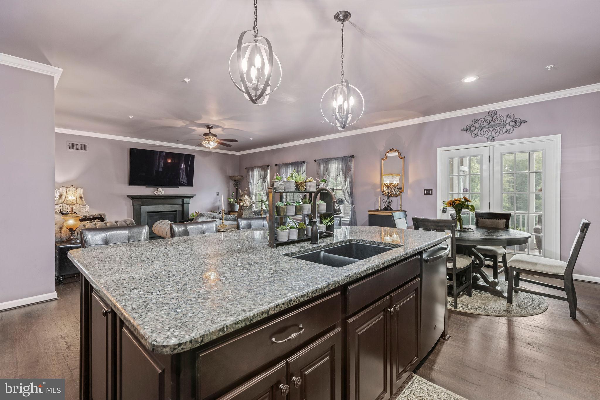 SCENIC VIEW - Residential