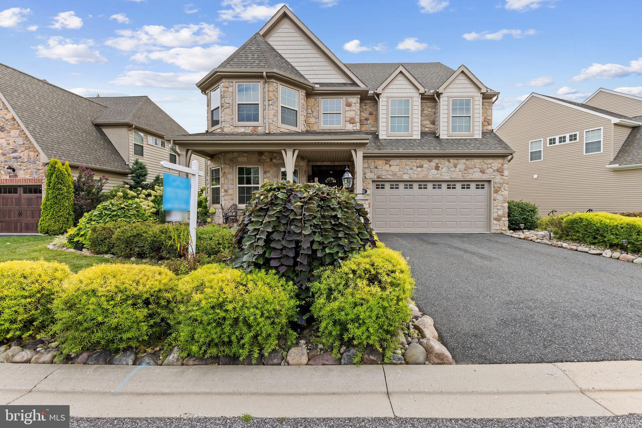 SCENIC VIEW - Residential