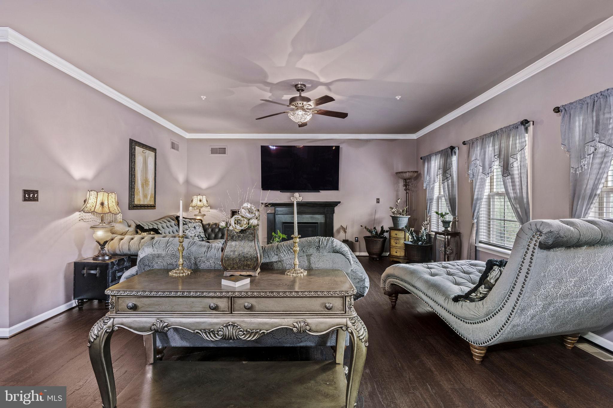 SCENIC VIEW - Residential