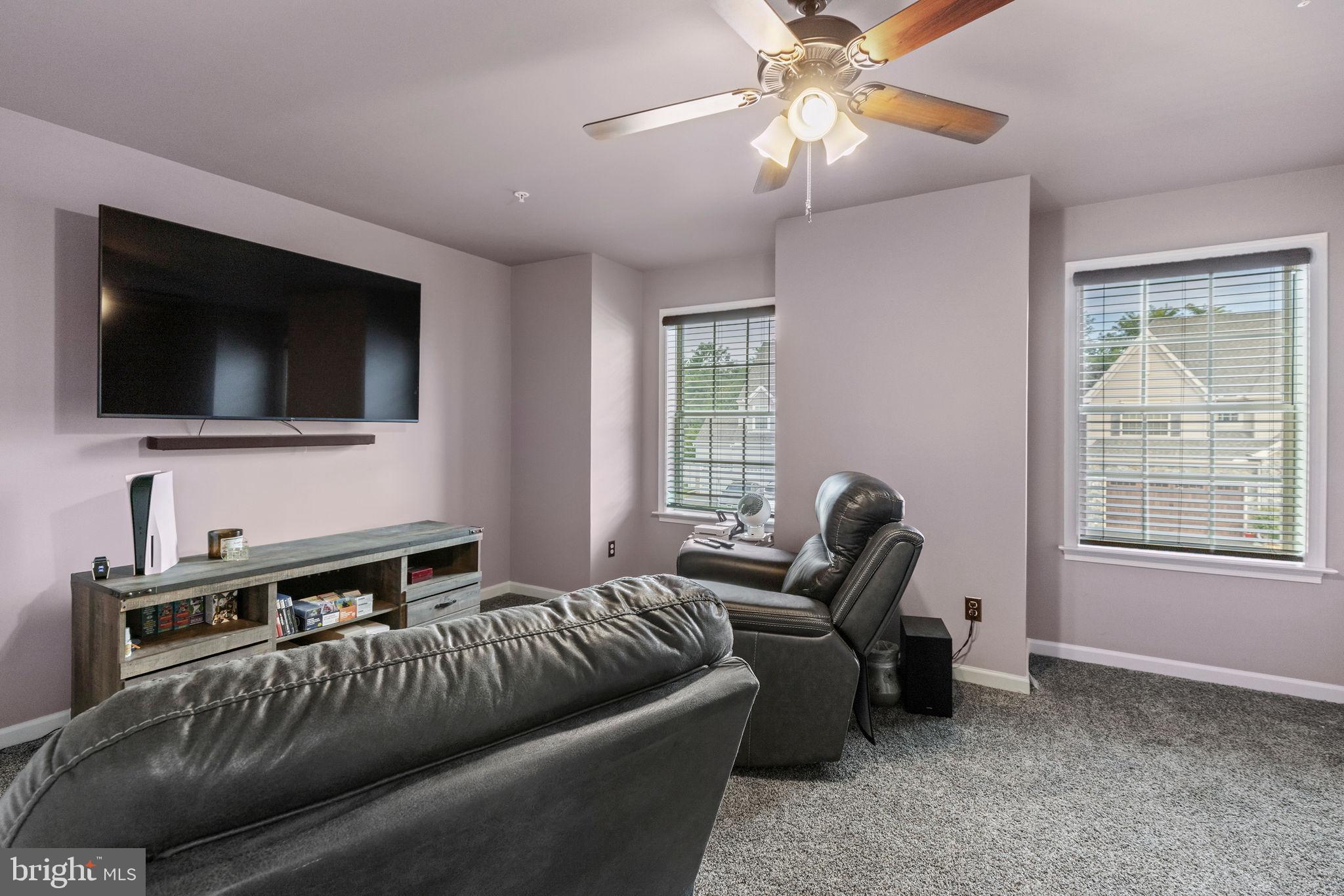 SCENIC VIEW - Residential