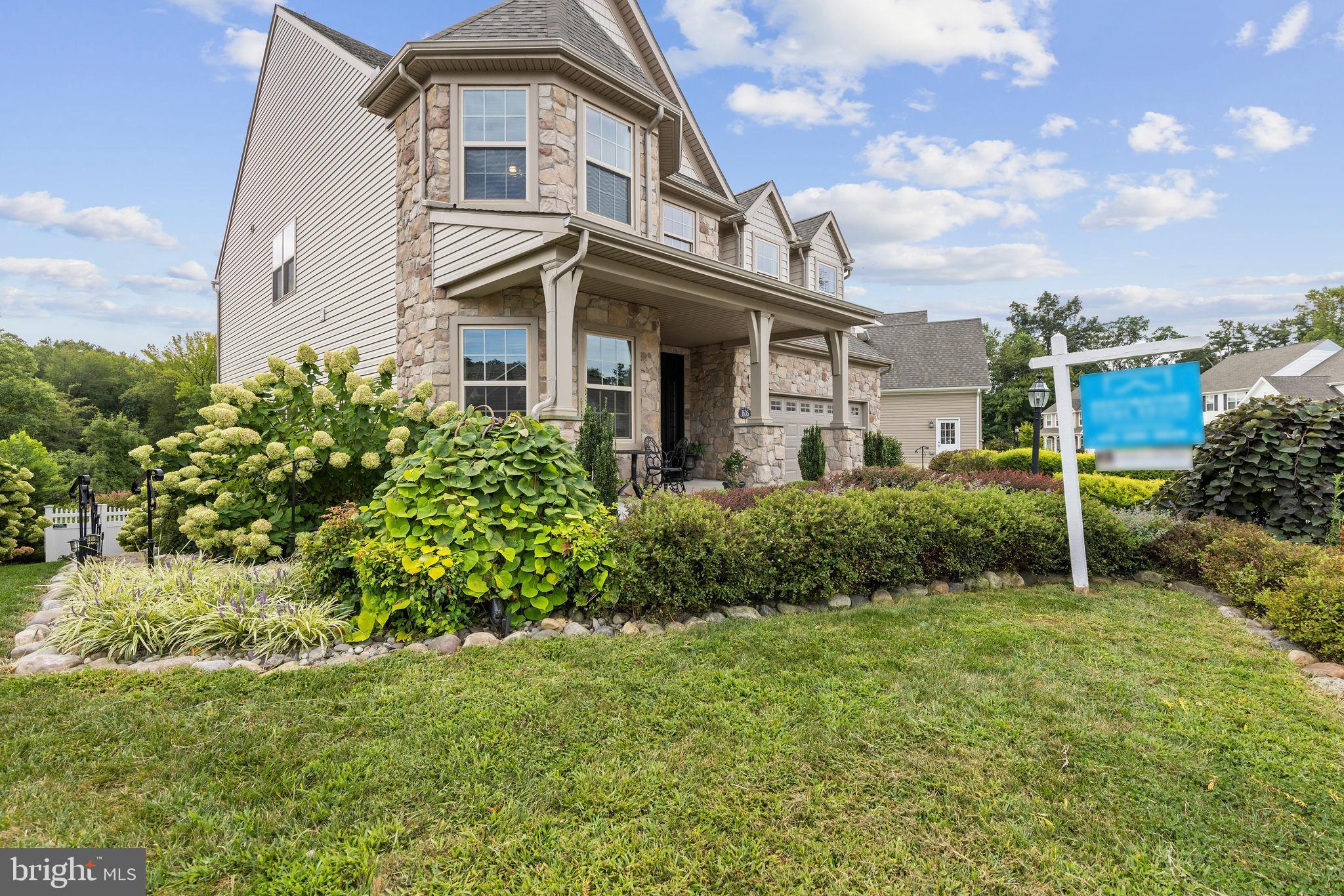SCENIC VIEW - Residential