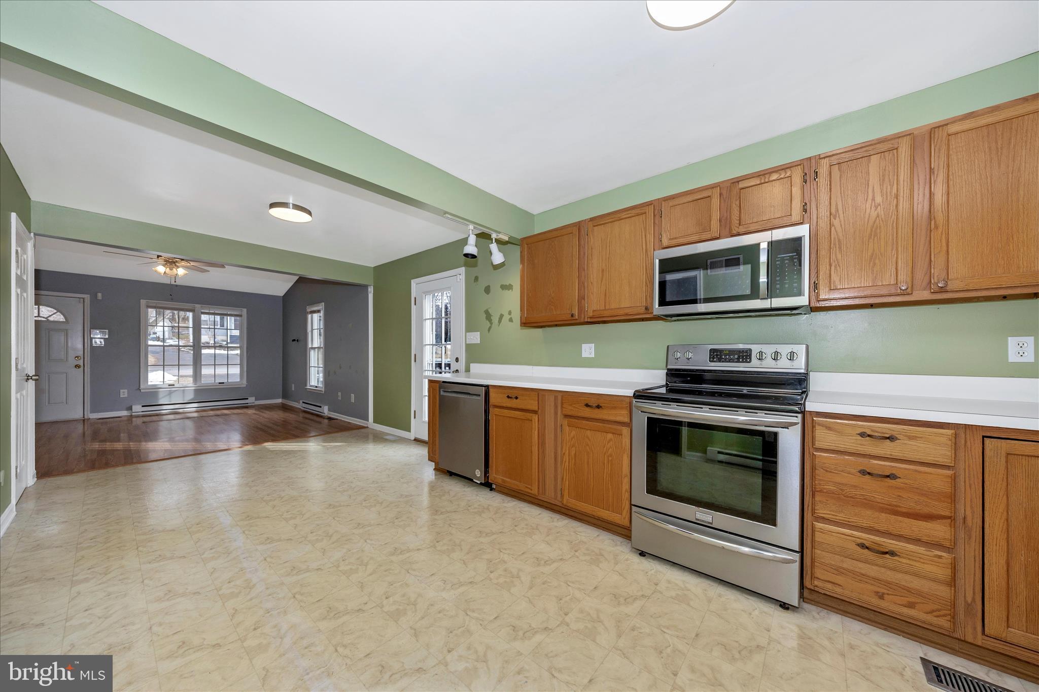 MECKLENBURG HEIGHTS - Residential