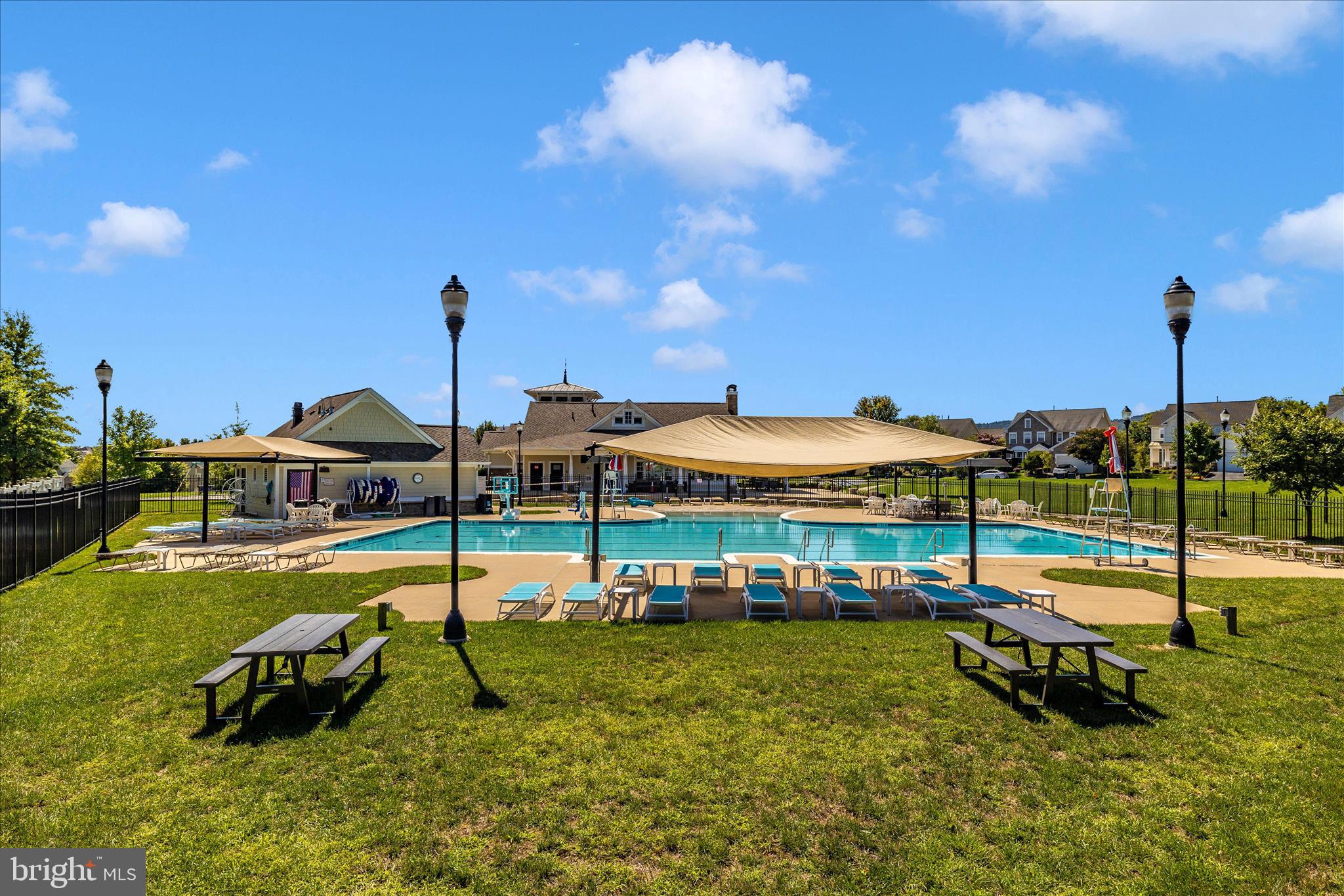 TUSCARORA CREEK - Residential