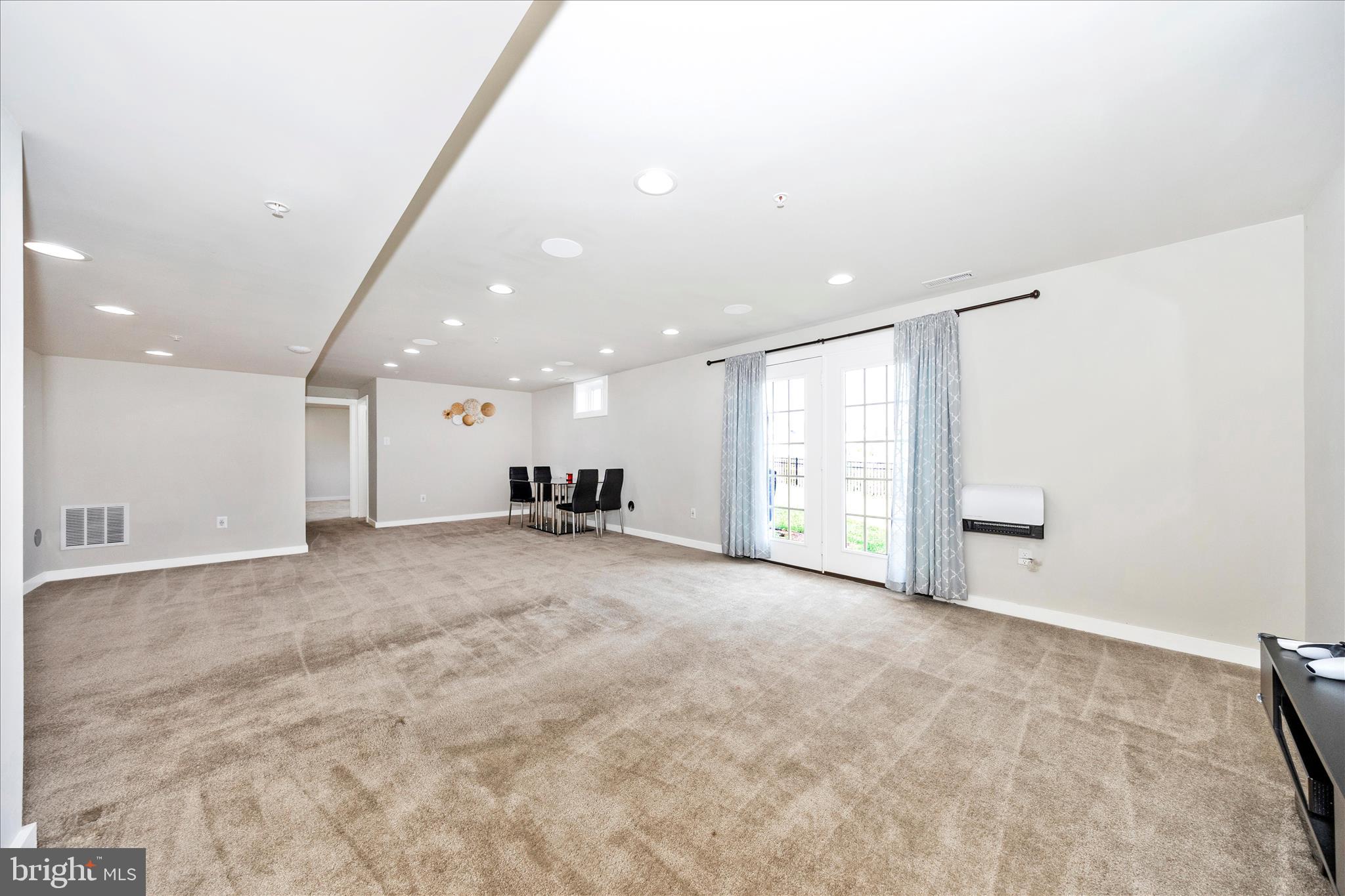 TUSCARORA CREEK - Residential