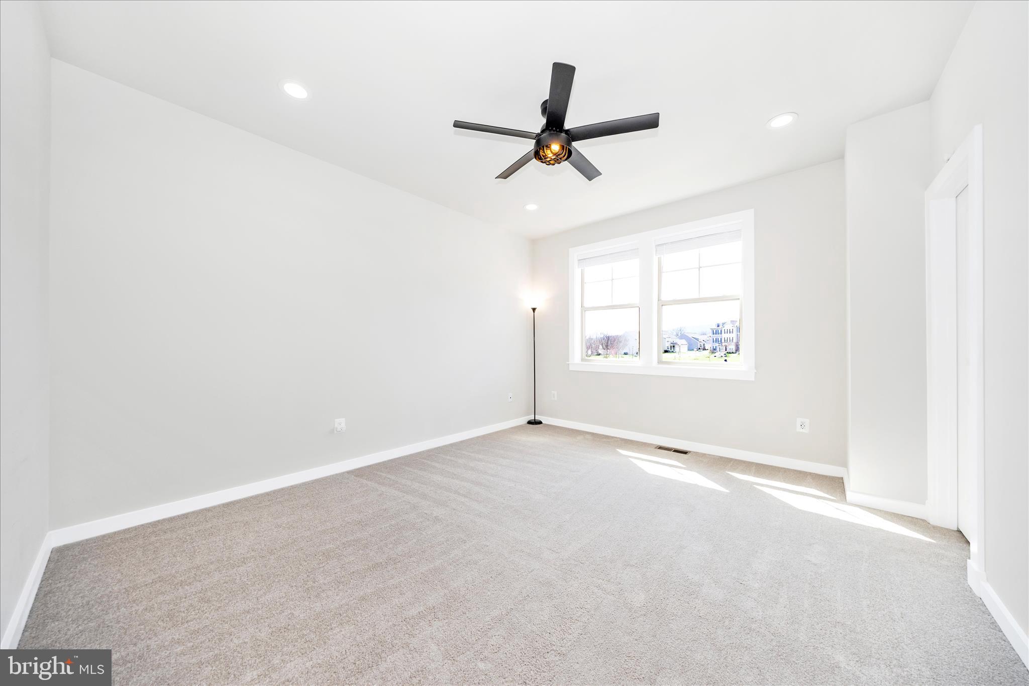 TUSCARORA CREEK - Residential