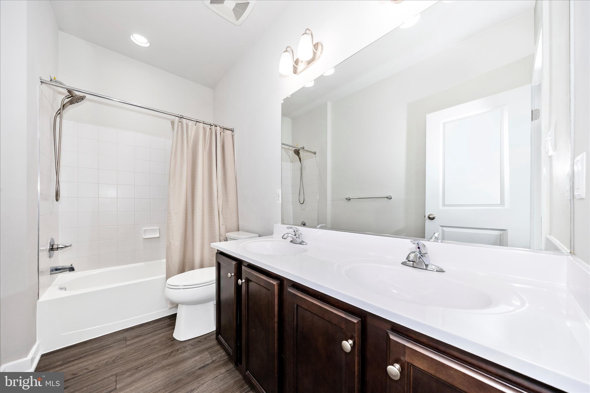 TUSCARORA CREEK - Residential