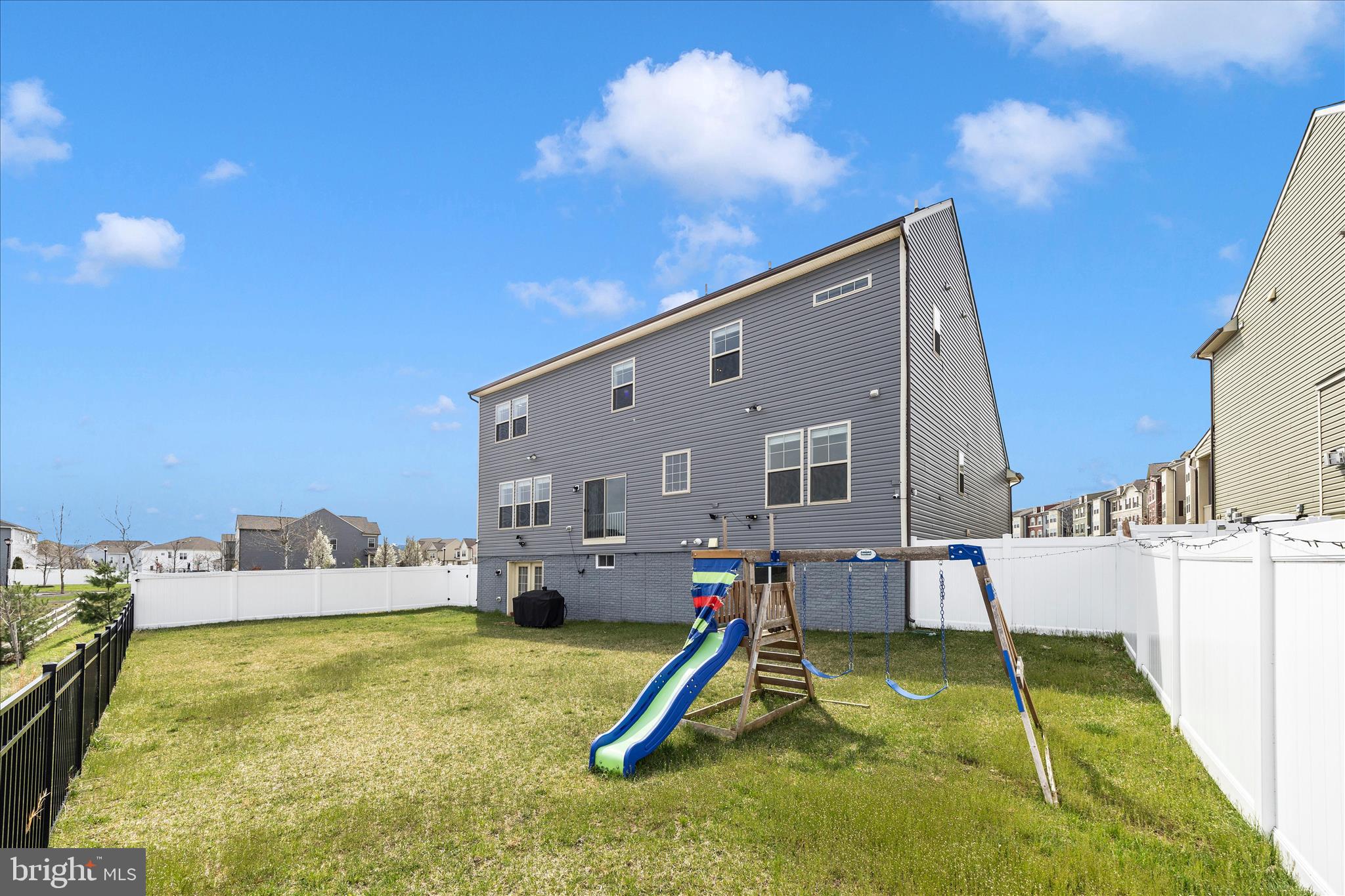 TUSCARORA CREEK - Residential