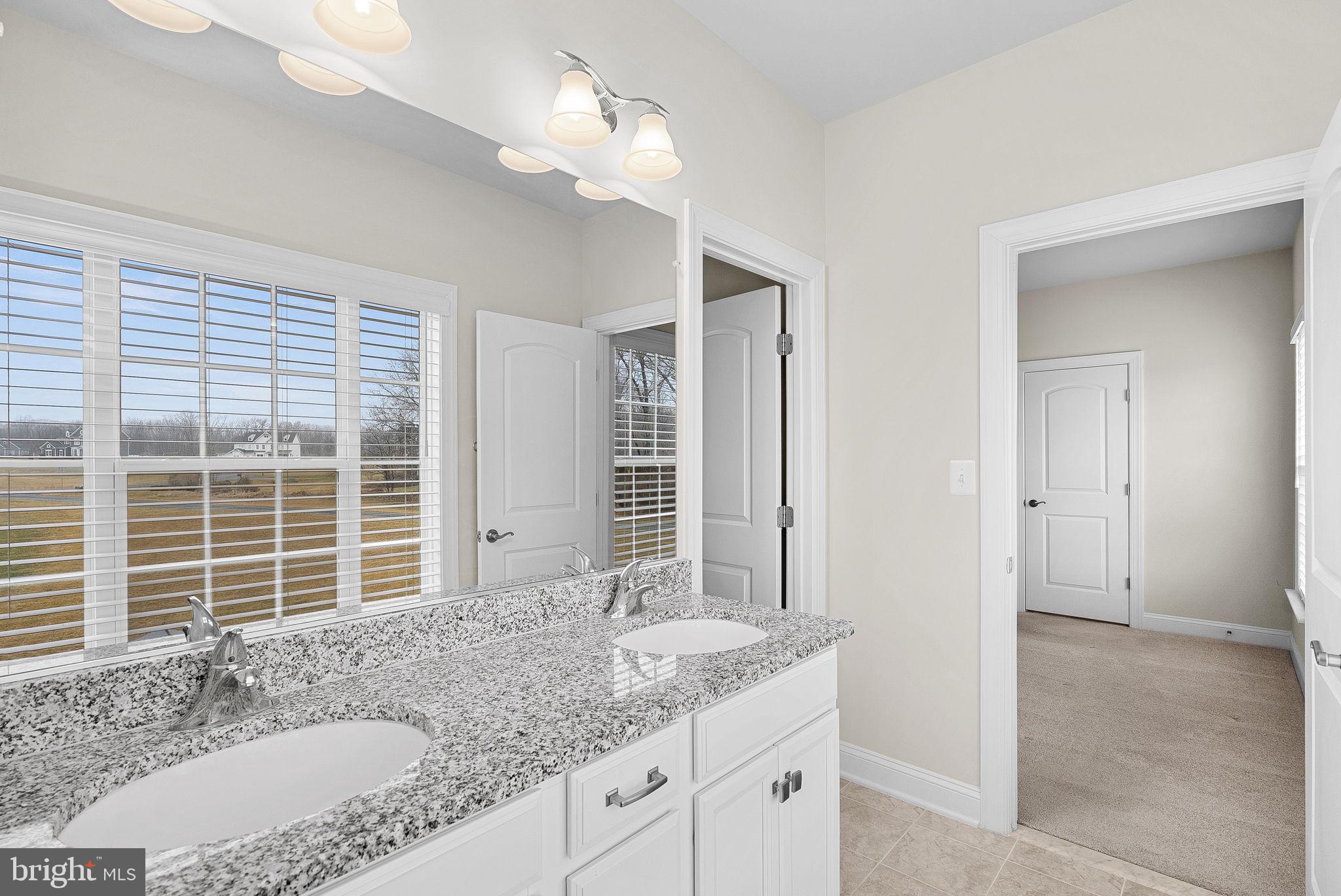 BLACK OAK CREEK - Residential