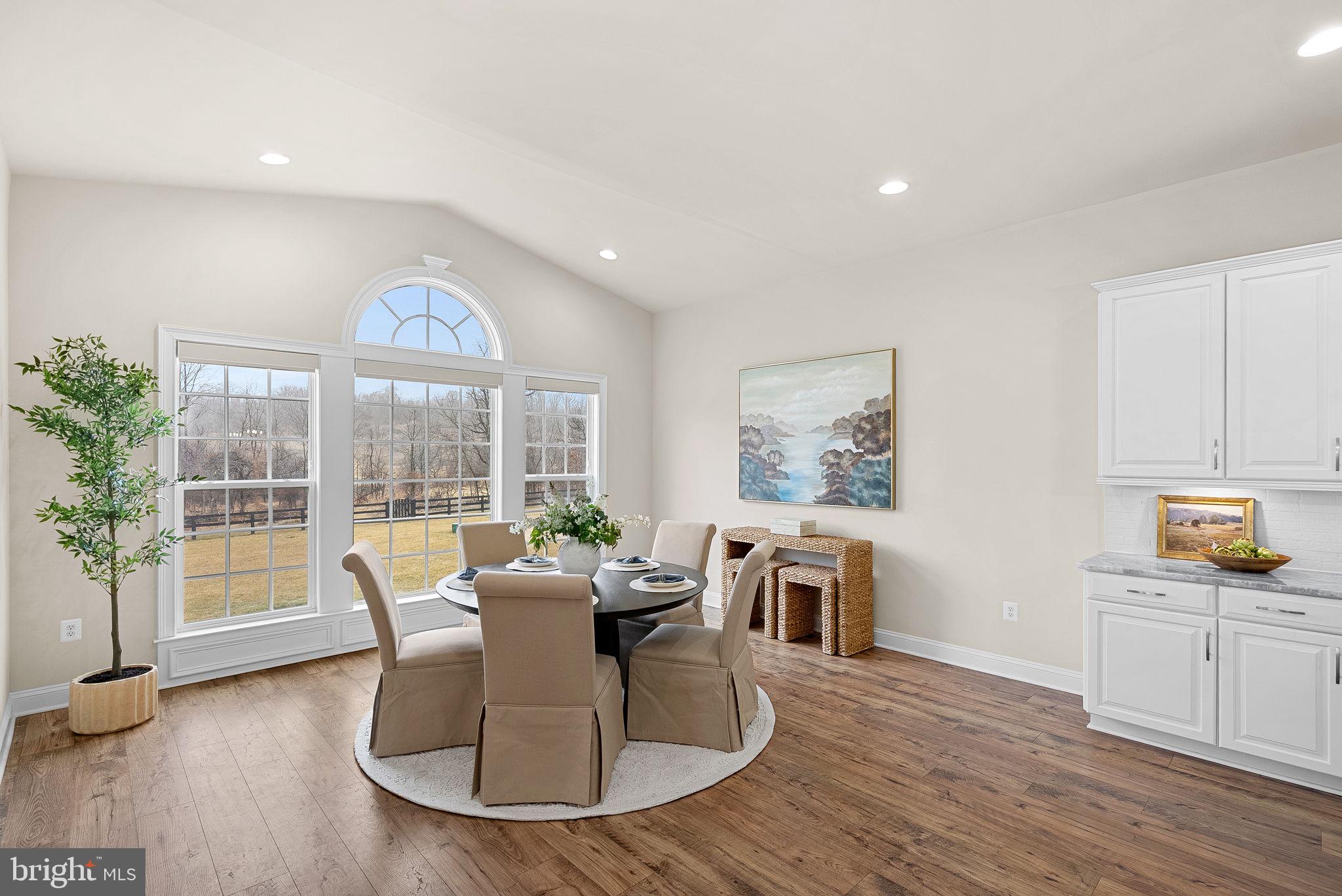 BLACK OAK CREEK - Residential