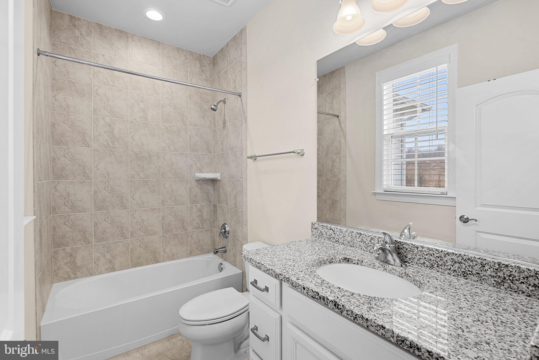 BLACK OAK CREEK - Residential