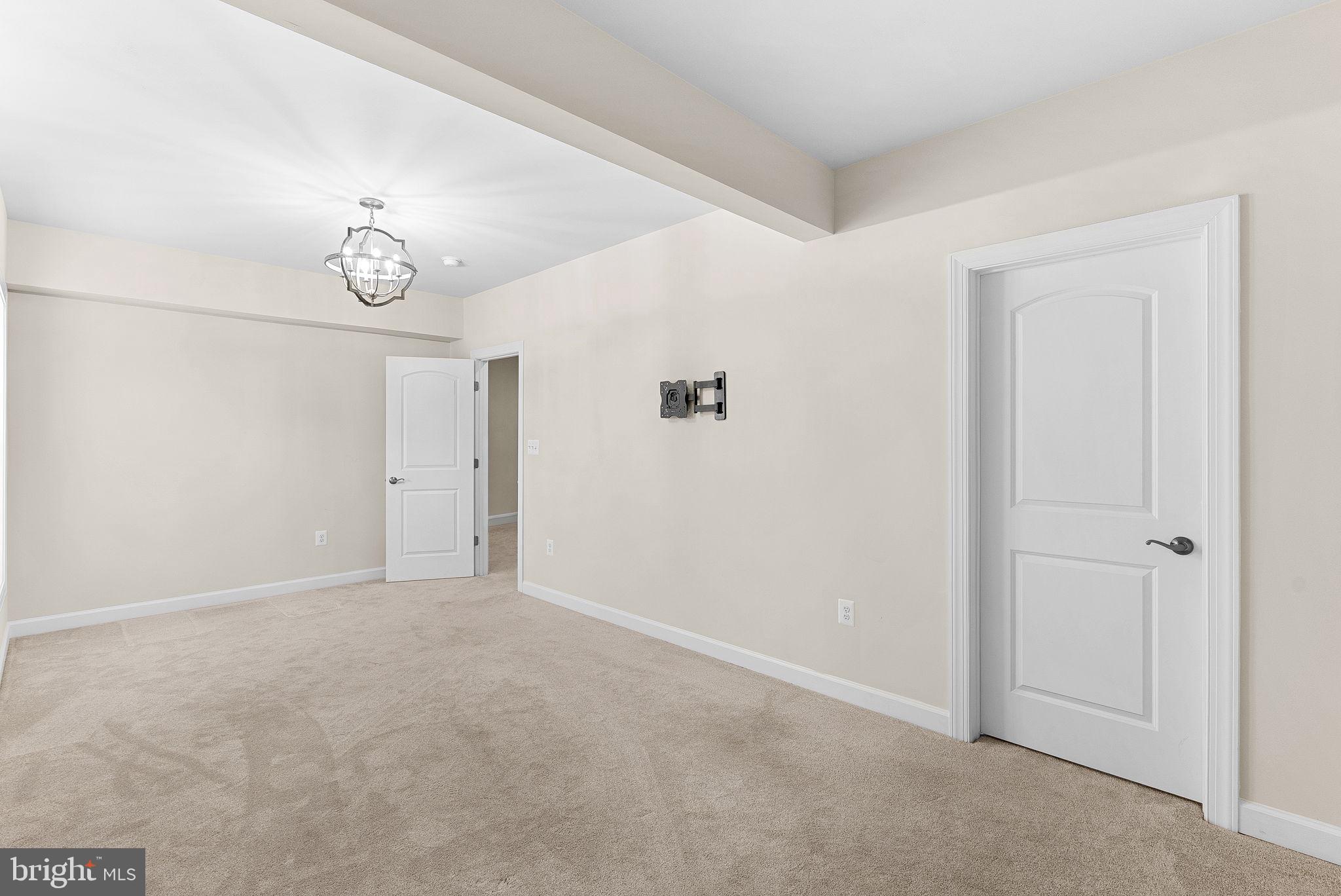 BLACK OAK CREEK - Residential