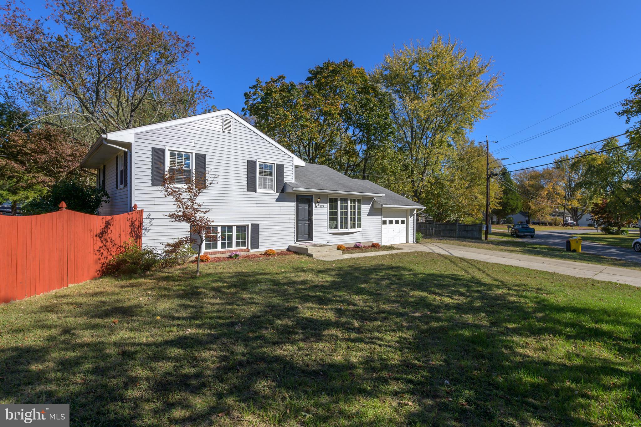 HOLLY HILL HARBOR - Residential