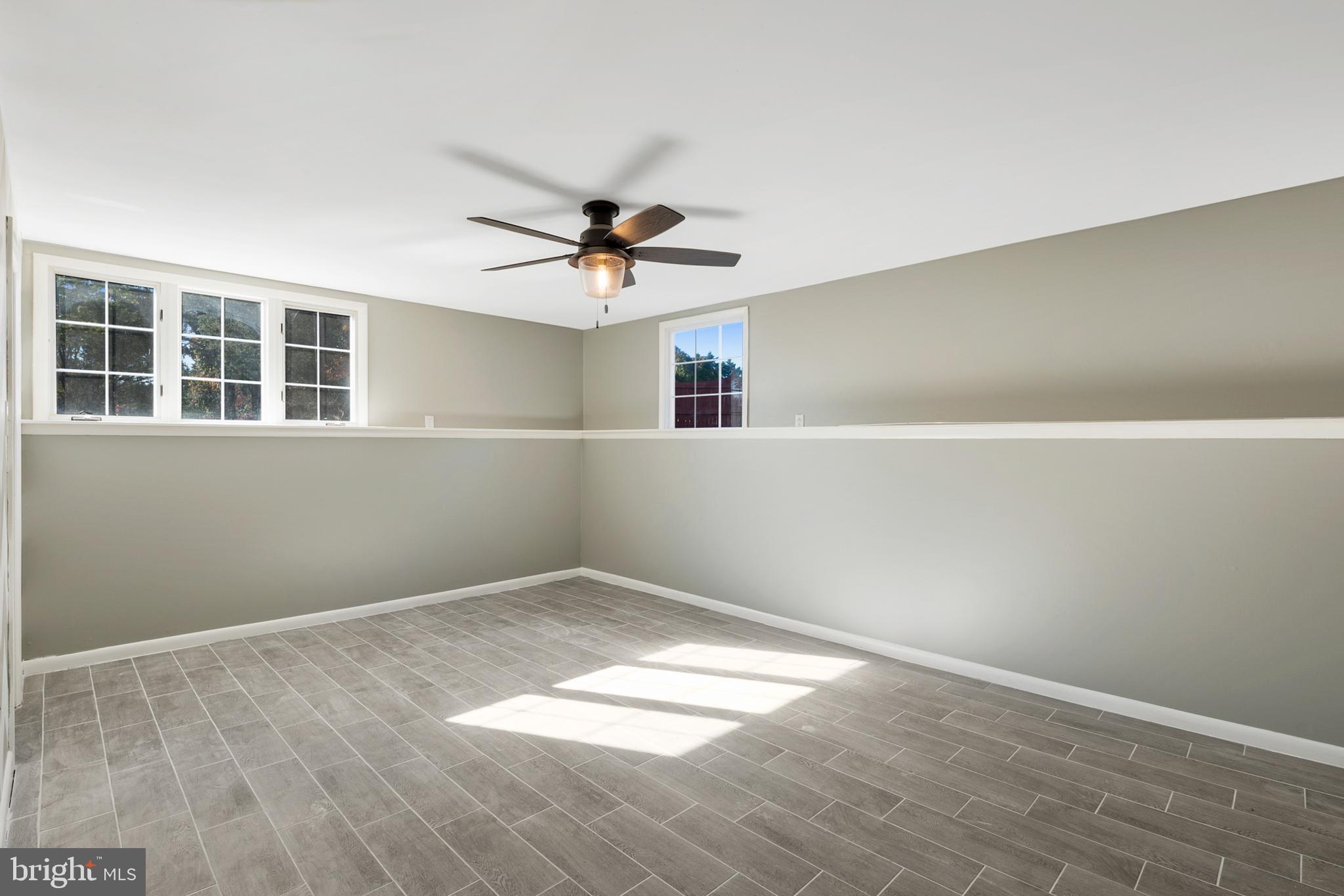 HOLLY HILL HARBOR - Residential