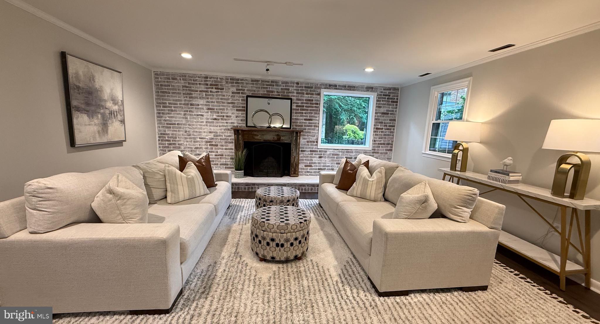 9713 RHAPSODY DRIVE
