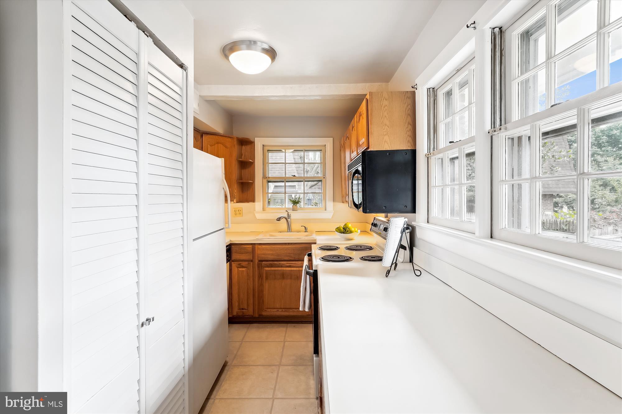 WINTER HILL - Residential