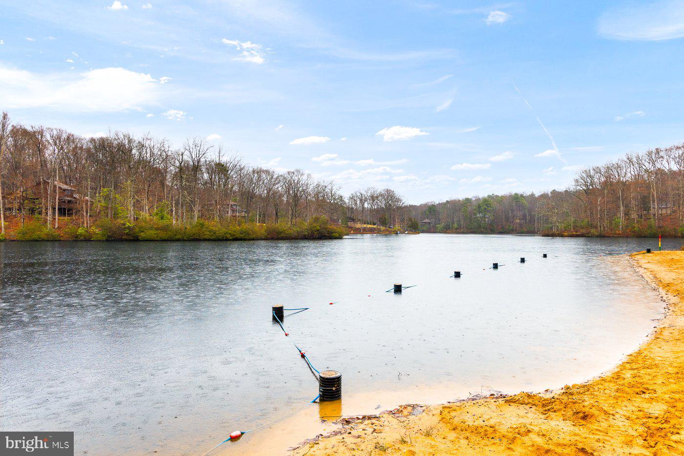 PRESIDENTIAL LAKES - Residential